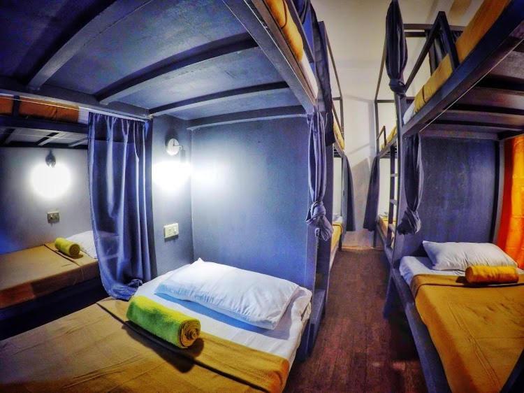 Frachette'S Bed & Breakfast Puerto Princesa ภายนอก รูปภาพ