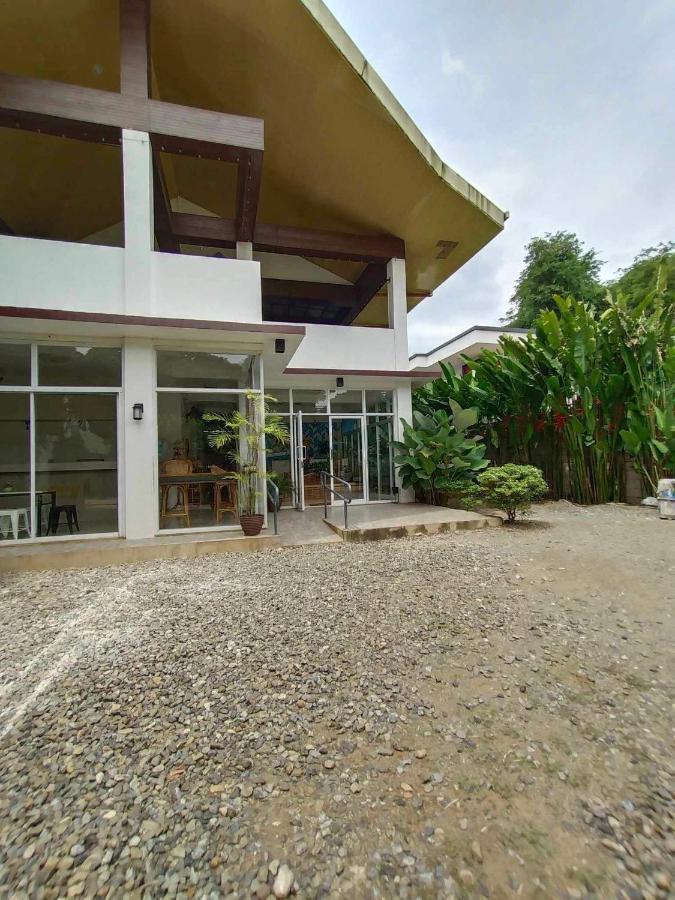 Frachette'S Bed & Breakfast Puerto Princesa ภายนอก รูปภาพ